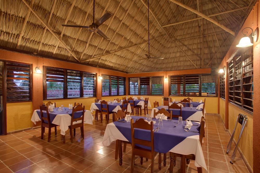 Windy Hill Resort San Ignacio Dış mekan fotoğraf