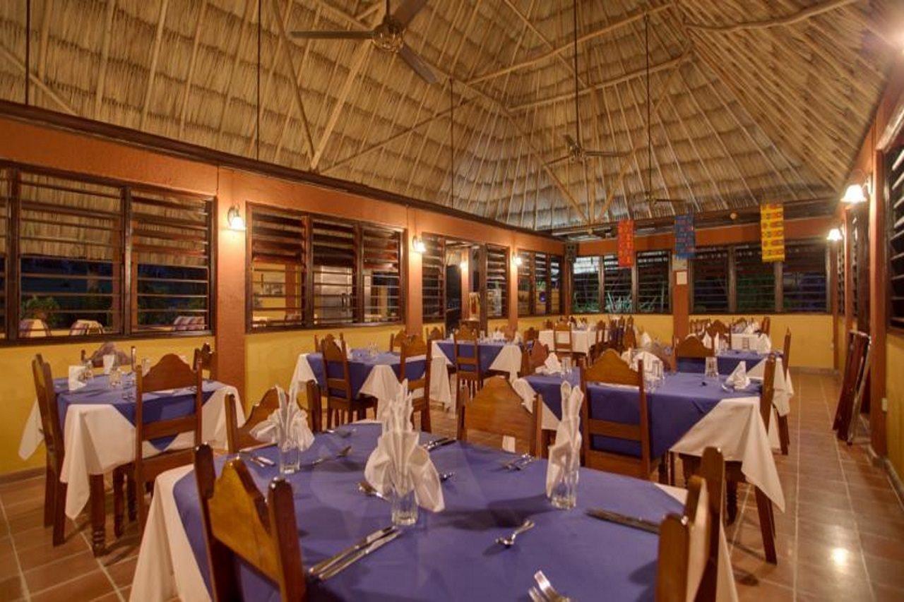 Windy Hill Resort San Ignacio Dış mekan fotoğraf